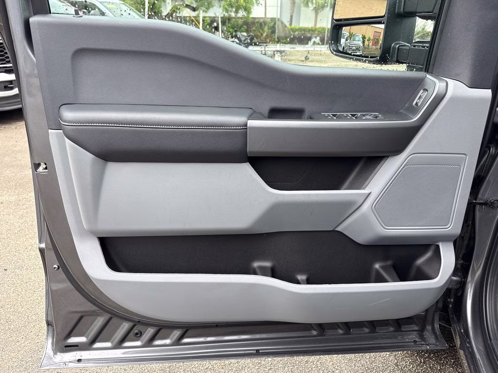 2026 Gray Metallic Ford Super Duty F-250 SRW XLT 4X4 Truck