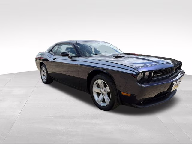 2012 Blackberry Pearlcoat Dodge Challenger SXT RWD Coupe
