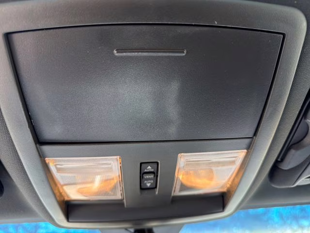 2012 Blackberry Pearlcoat Dodge Challenger SXT RWD Coupe