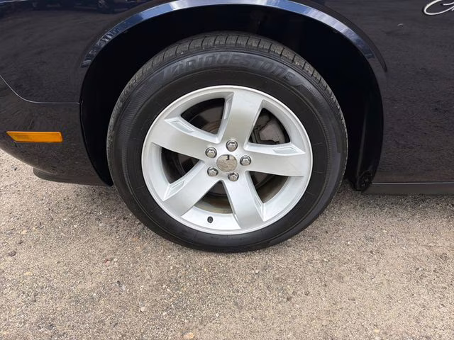 2012 Blackberry Pearlcoat Dodge Challenger SXT RWD Coupe