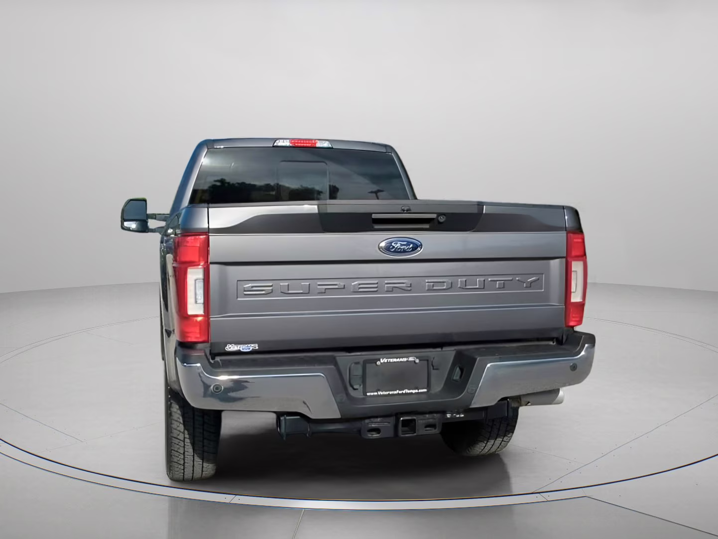 2022 Carbonized Gray Metallic Ford Super Duty F-250 SRW LARIAT Crew Cab Pickup 4X4 Truck
