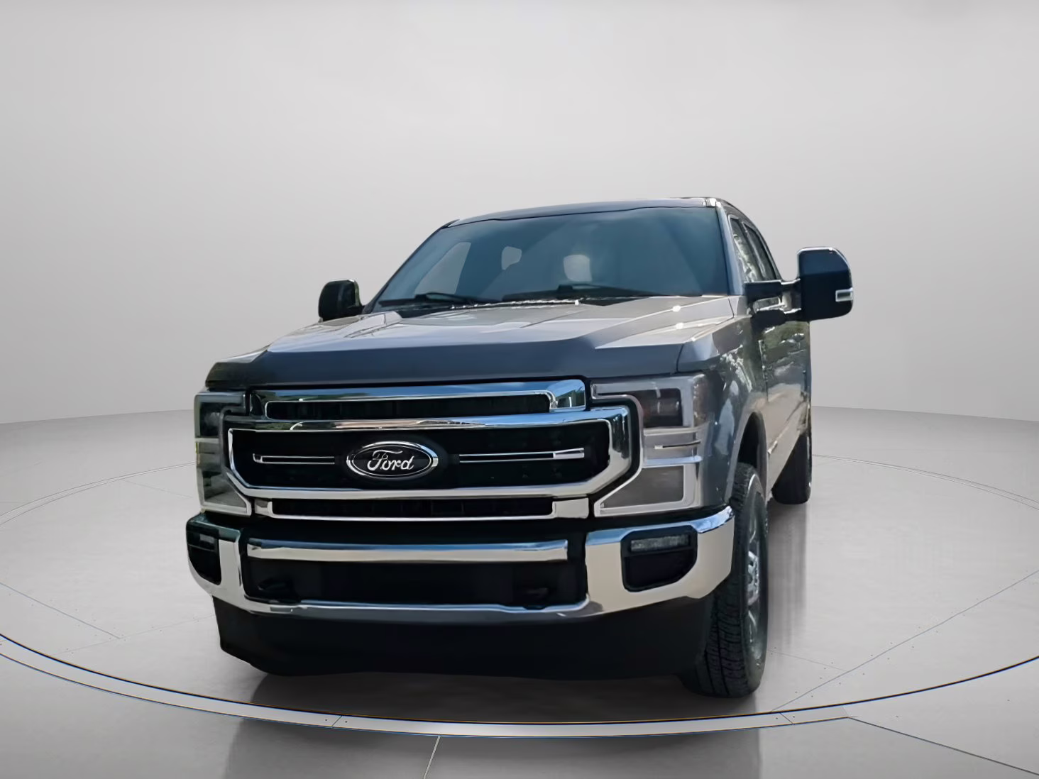 2022 Carbonized Gray Metallic Ford Super Duty F-250 SRW LARIAT Crew Cab Pickup 4X4 Truck