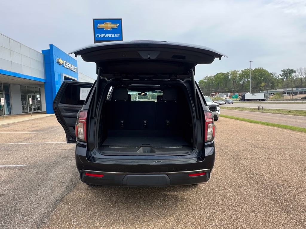 2021 Midnight Blue Metallic Chevrolet Tahoe Z71 4X4 SUV