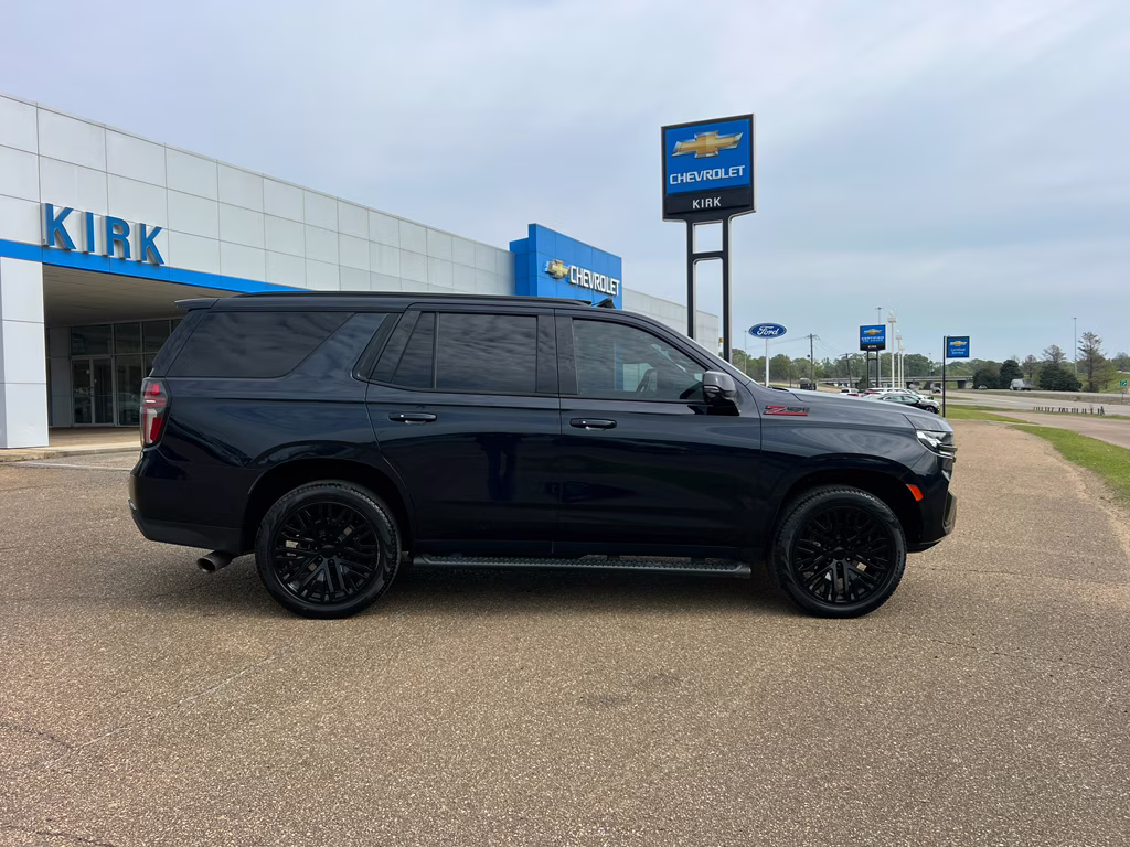 2021 Midnight Blue Metallic Chevrolet Tahoe Z71 4X4 SUV