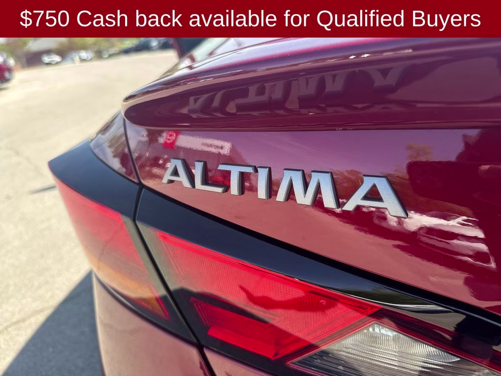 2026 Scarlet Ember Tintcoat Nissan Altima 2.5 SV FWD Sedan