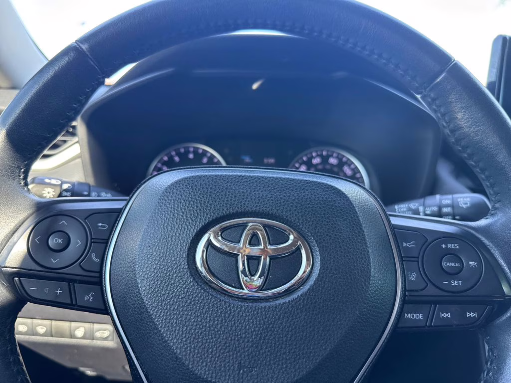 2019 Silver Sky Metallic Toyota RAV4 XLE Premium FWD SUV