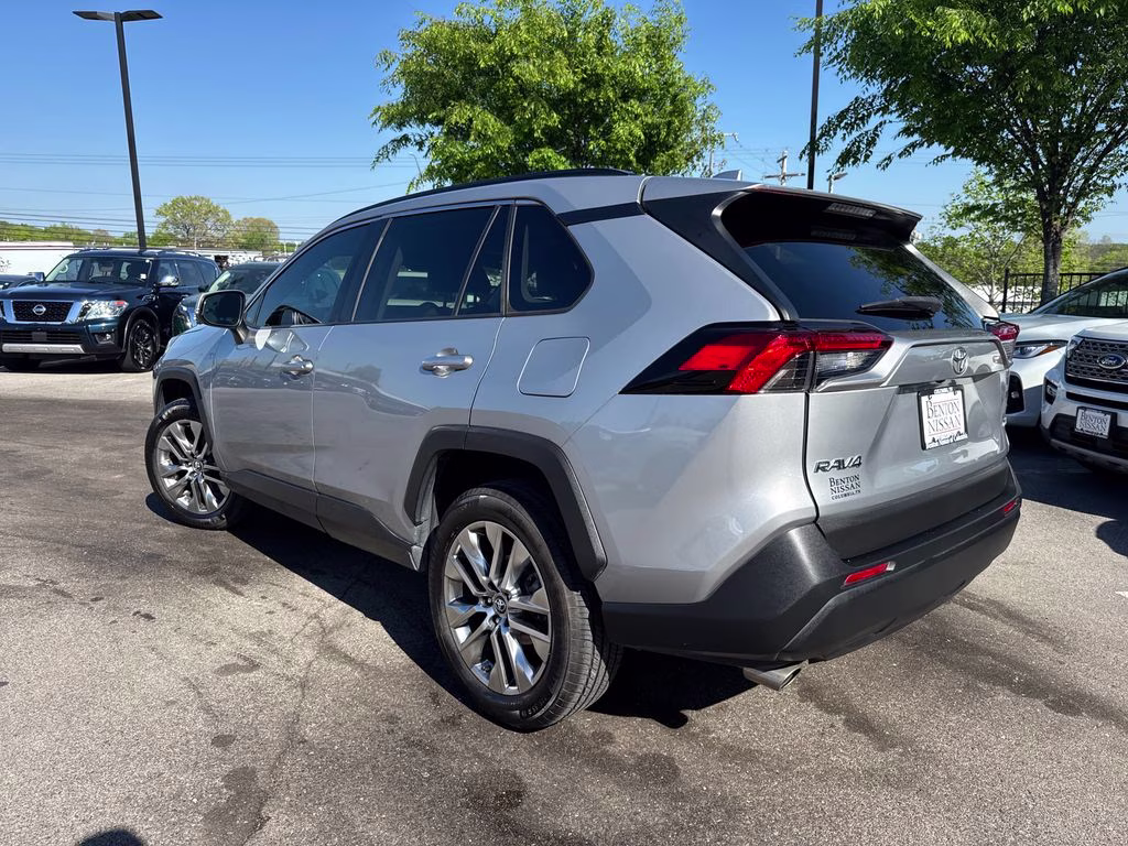 2019 Silver Sky Metallic Toyota RAV4 XLE Premium FWD SUV