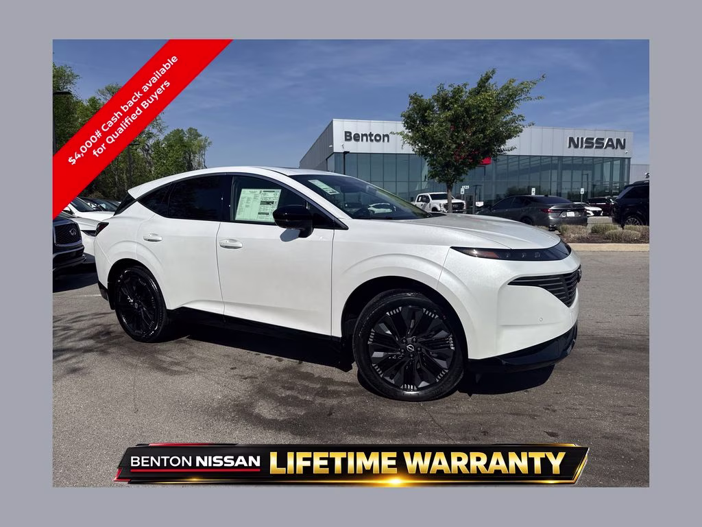 2026 Everest White Pearl Tricoat Nissan Murano Platinum AWD SUV
