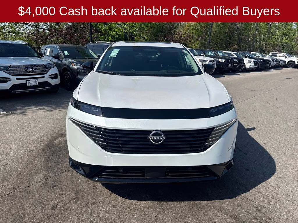 2026 Everest White Pearl Tricoat Nissan Murano Platinum AWD SUV