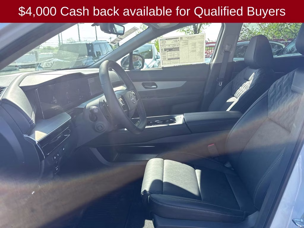 2026 Everest White Pearl Tricoat Nissan Murano Platinum AWD SUV