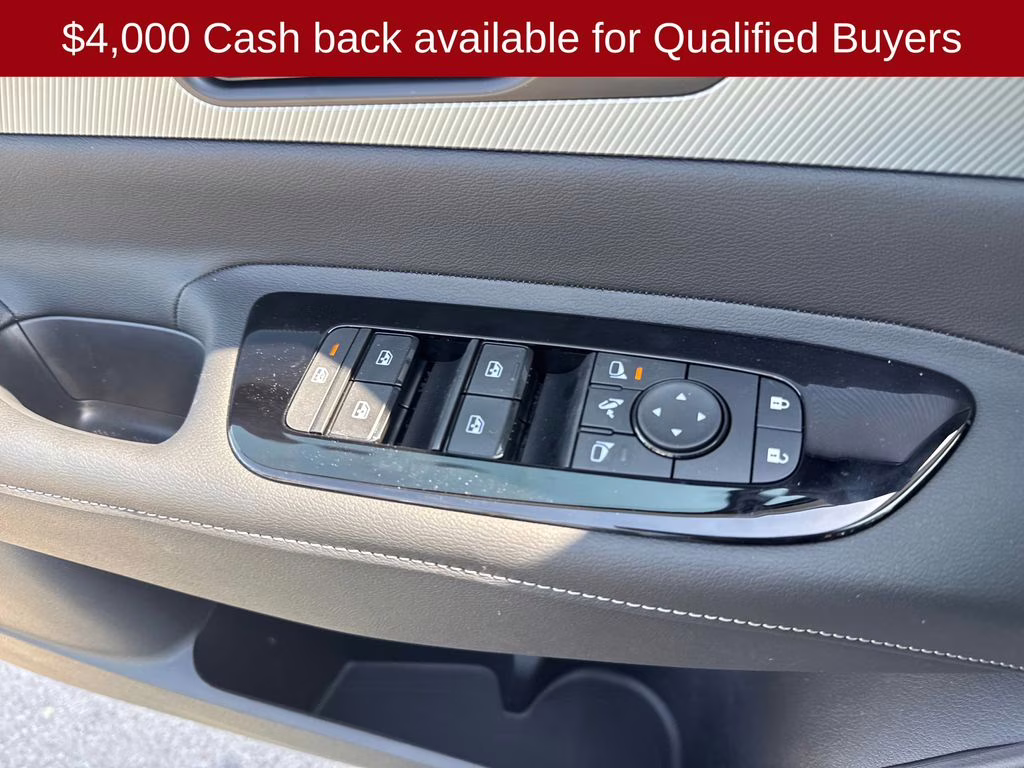 2026 Everest White Pearl Tricoat Nissan Murano Platinum AWD SUV