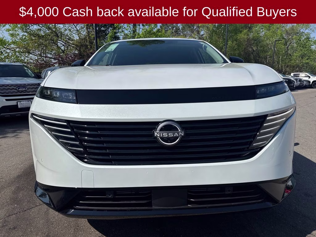 2026 Everest White Pearl Tricoat Nissan Murano Platinum AWD SUV