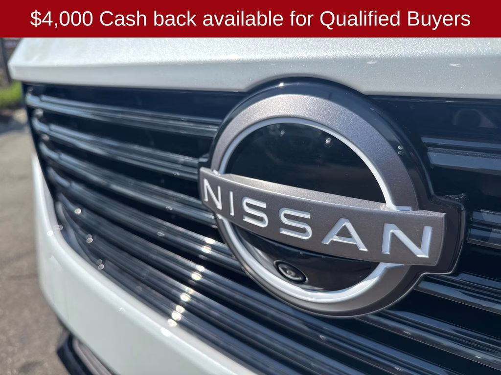 2026 Everest White Pearl Tricoat Nissan Murano Platinum AWD SUV