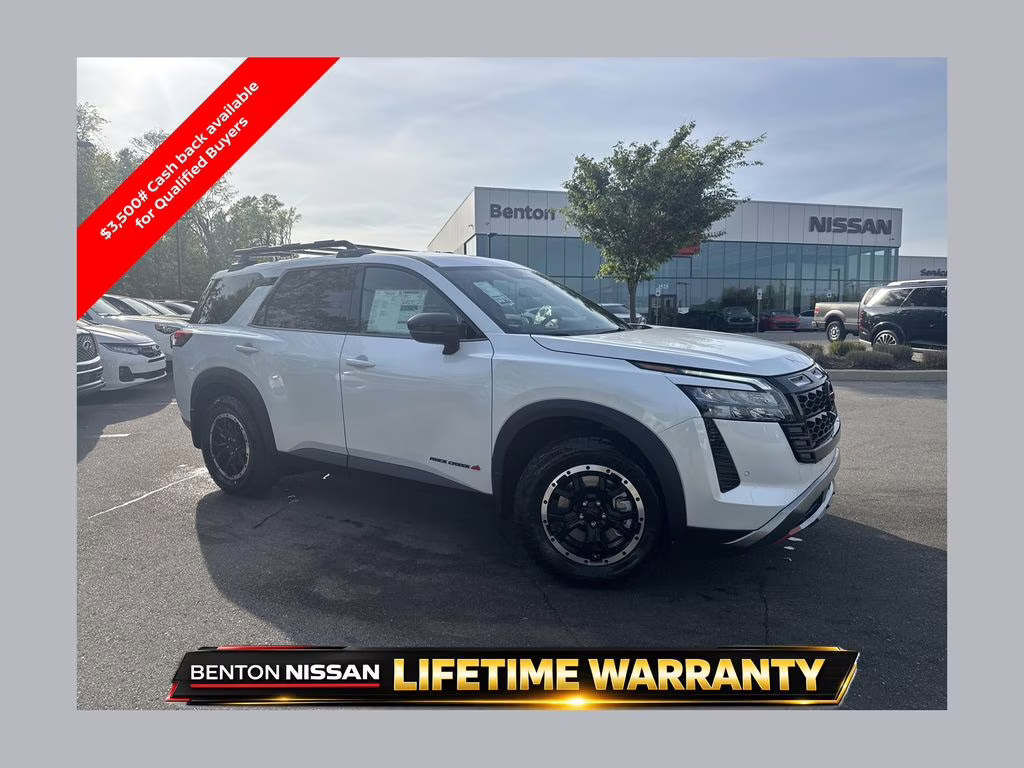 2026 Everest White Pearl Tricoat Nissan Pathfinder Rock Creek 4X4 SUV