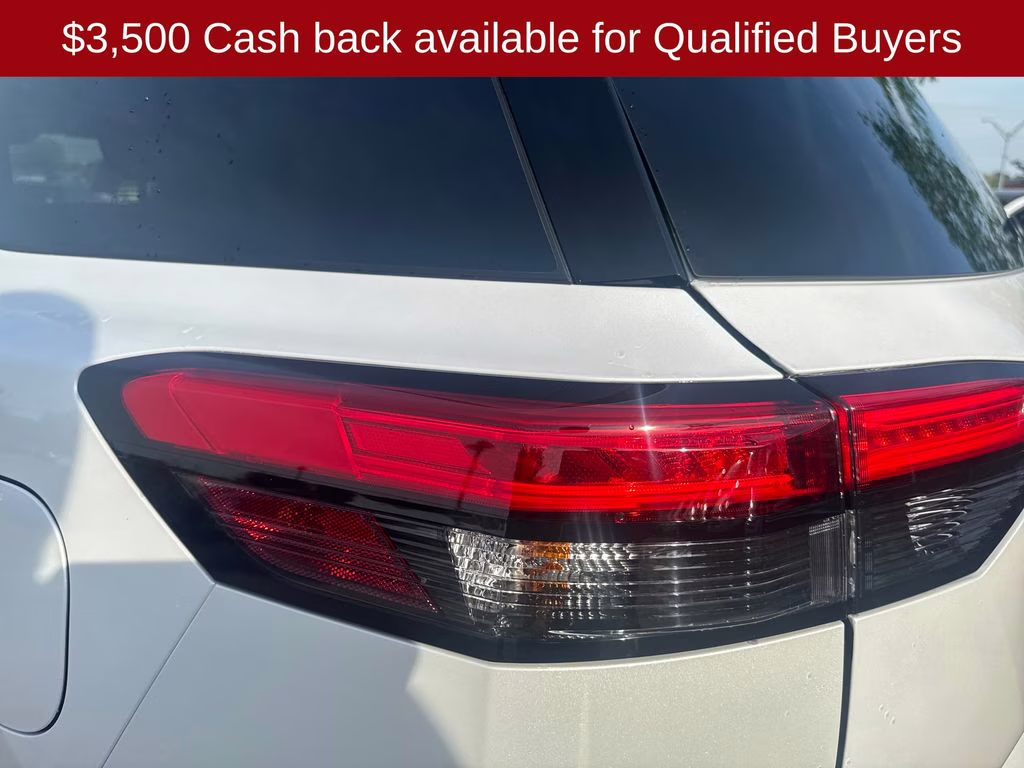 2026 Everest White Pearl Tricoat Nissan Pathfinder Rock Creek 4X4 SUV