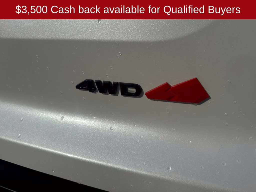 2026 Everest White Pearl Tricoat Nissan Pathfinder Rock Creek 4X4 SUV