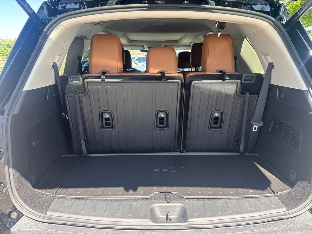 2026 Super Black Nissan Pathfinder Platinum 4X4 SUV