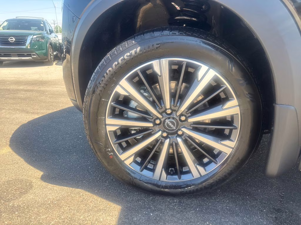 2026 Super Black Nissan Pathfinder Platinum 4X4 SUV