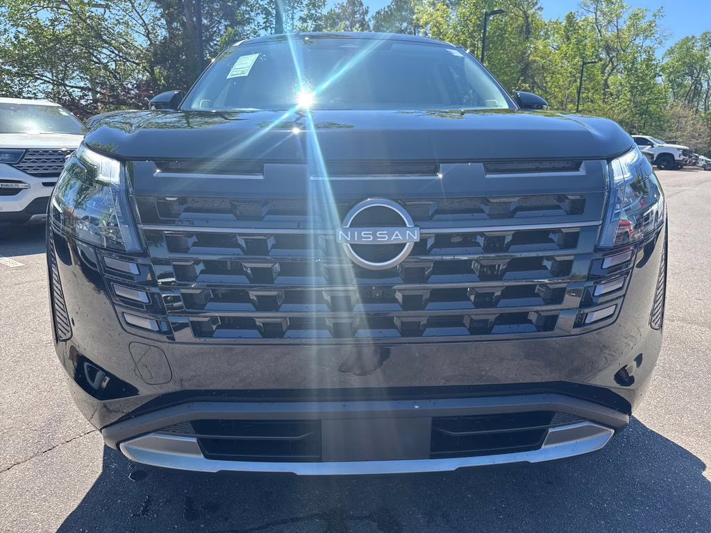 2026 Super Black Nissan Pathfinder Platinum 4X4 SUV