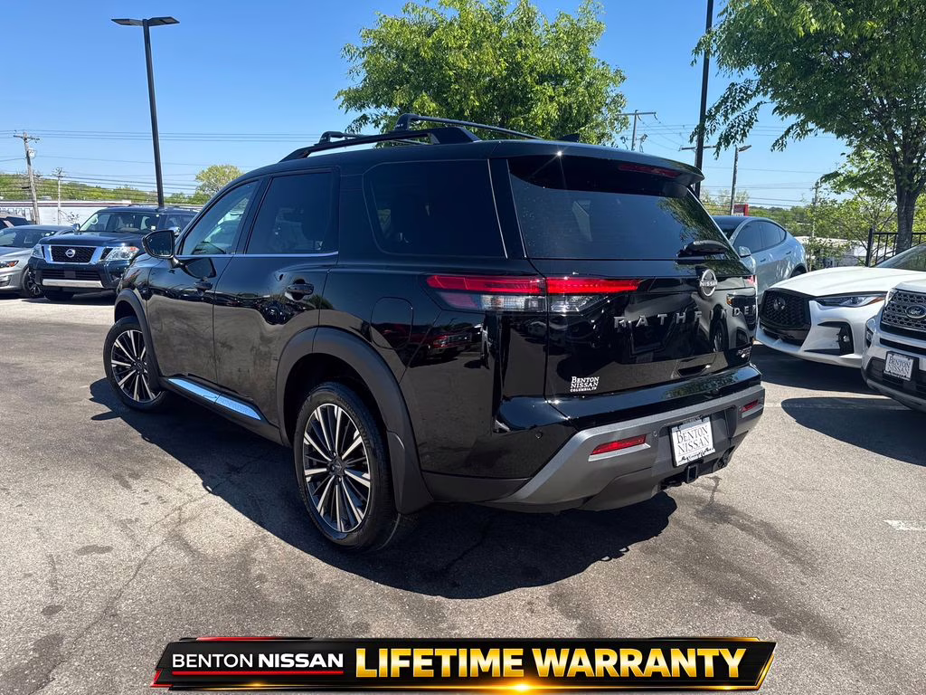 2026 Super Black Nissan Pathfinder Platinum 4X4 SUV