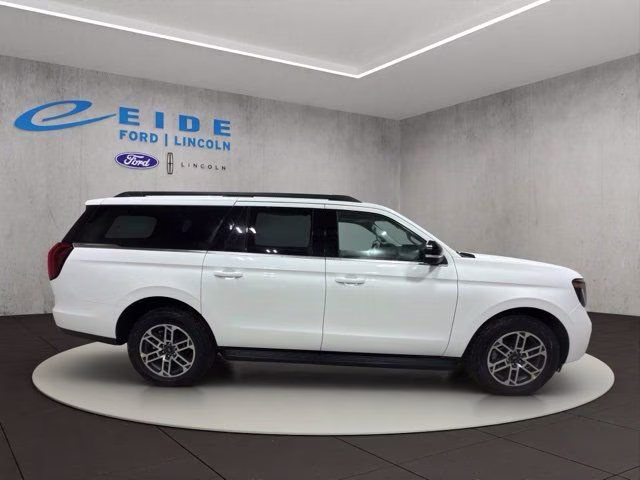 2026 Star White Metallic Tri-Coat Ford Expedition Max Active 4X4 SUV