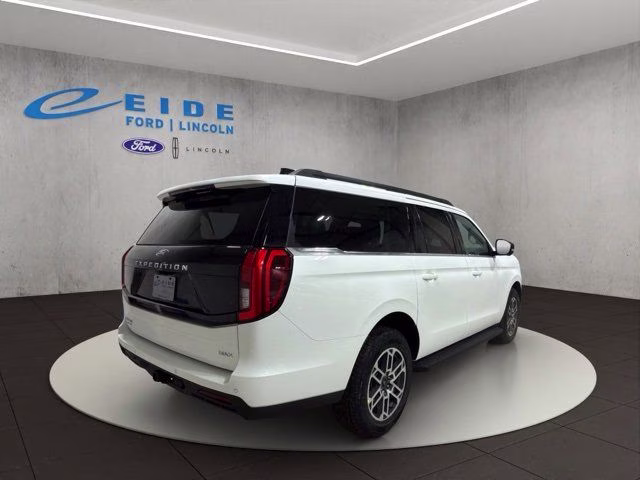2026 Star White Metallic Tri-Coat Ford Expedition Max Active 4X4 SUV