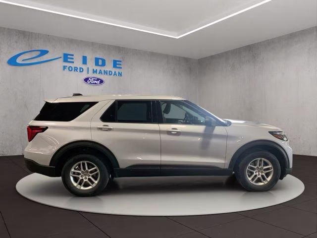 2026 Star White Metallic TC Ford Explorer Active 4X4 SUV