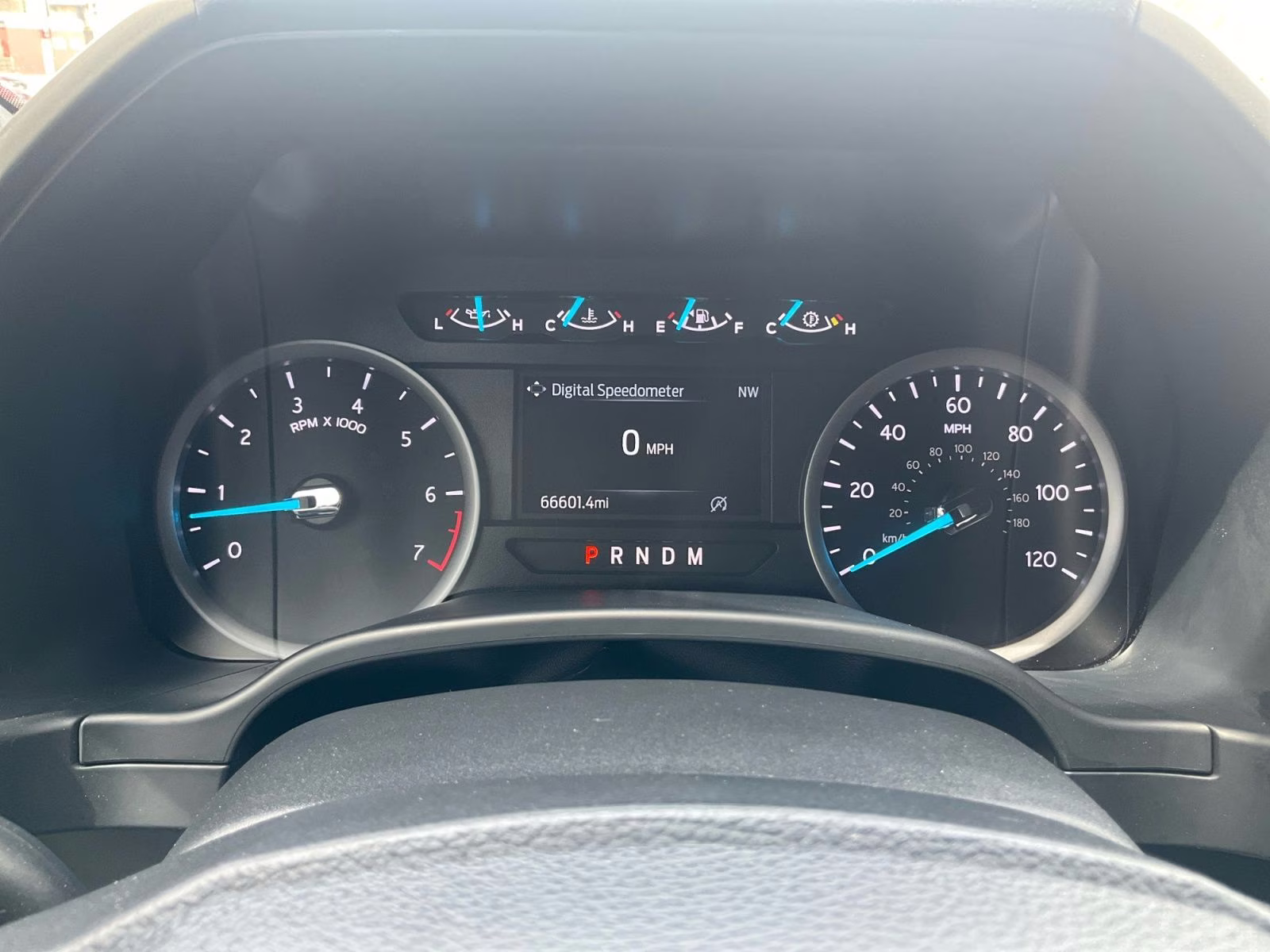 2020 White Metallic Ford Expedition XLT 4X4 SUV