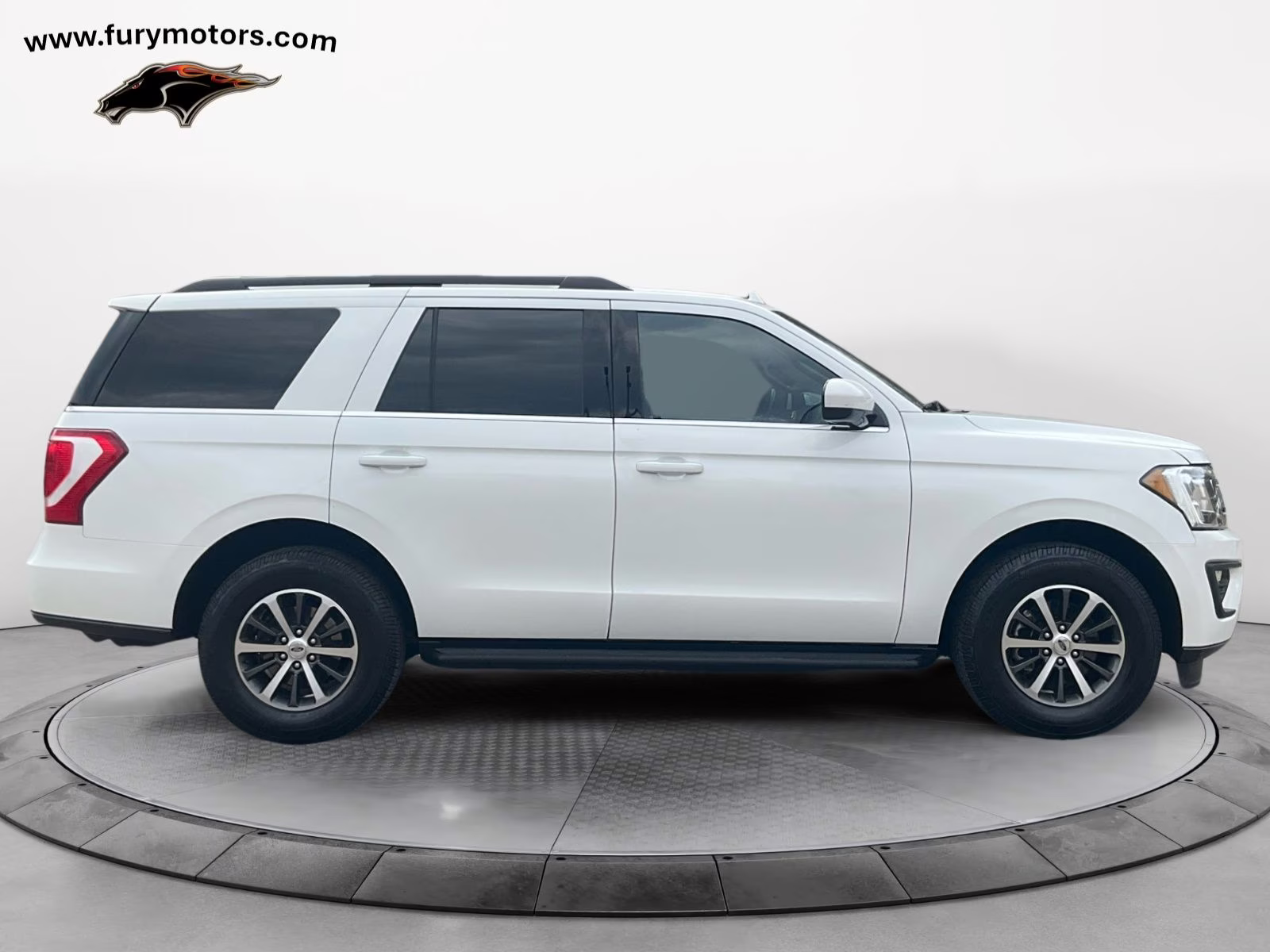2020 White Metallic Ford Expedition XLT 4X4 SUV