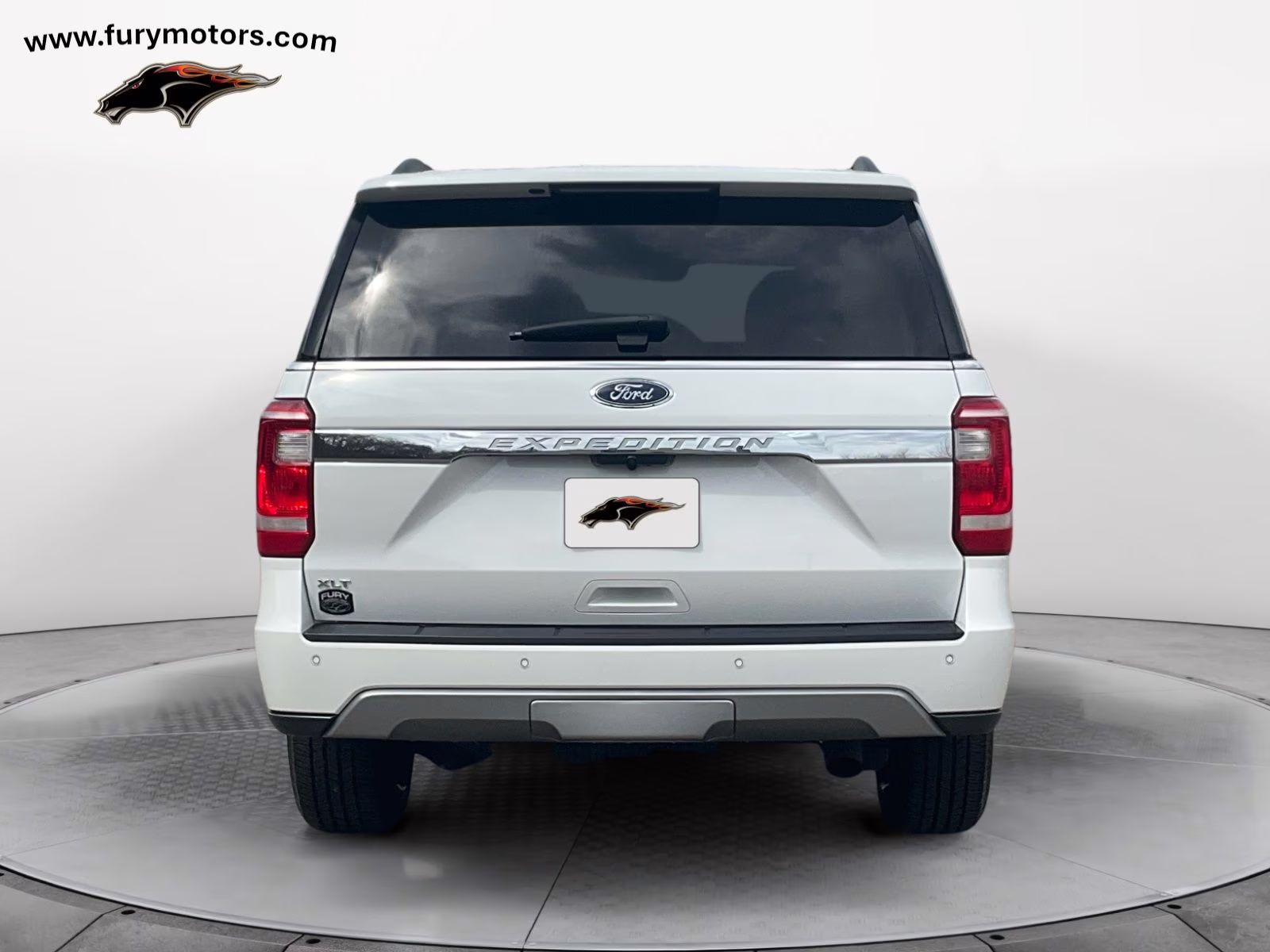 2020 White Metallic Ford Expedition XLT 4X4 SUV