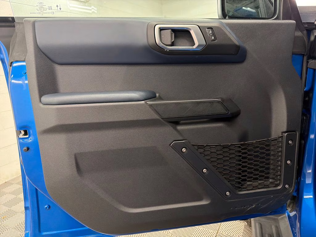 2026 VELOCITY BLUE Ford Bronco Heritage Edition 4X4 SUV