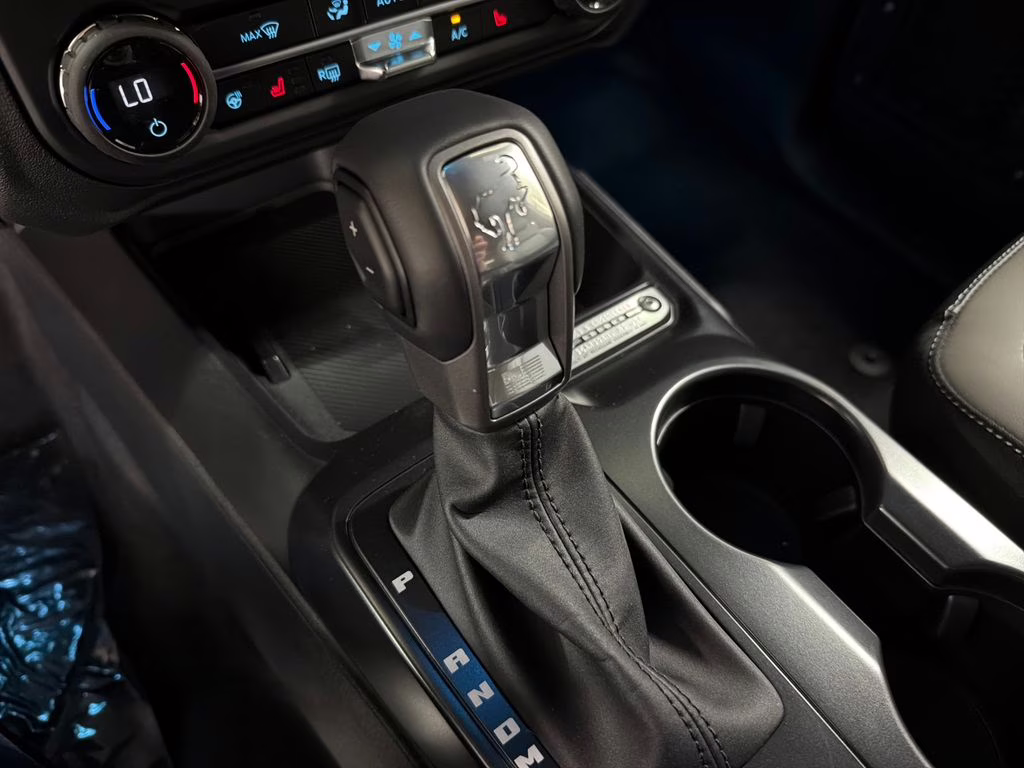 2026 OXFORD WHITE Ford Bronco Outer Banks 4X4 SUV