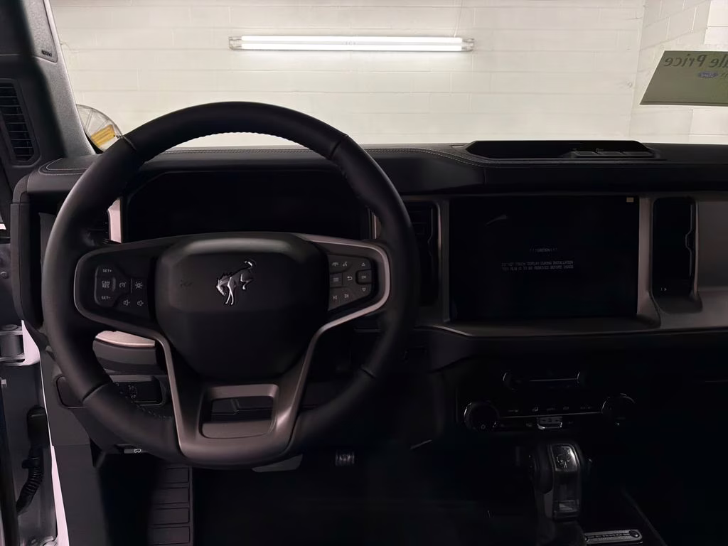 2026 OXFORD WHITE Ford Bronco Outer Banks 4X4 SUV