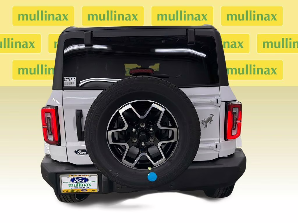 2026 OXFORD WHITE Ford Bronco Outer Banks 4X4 SUV