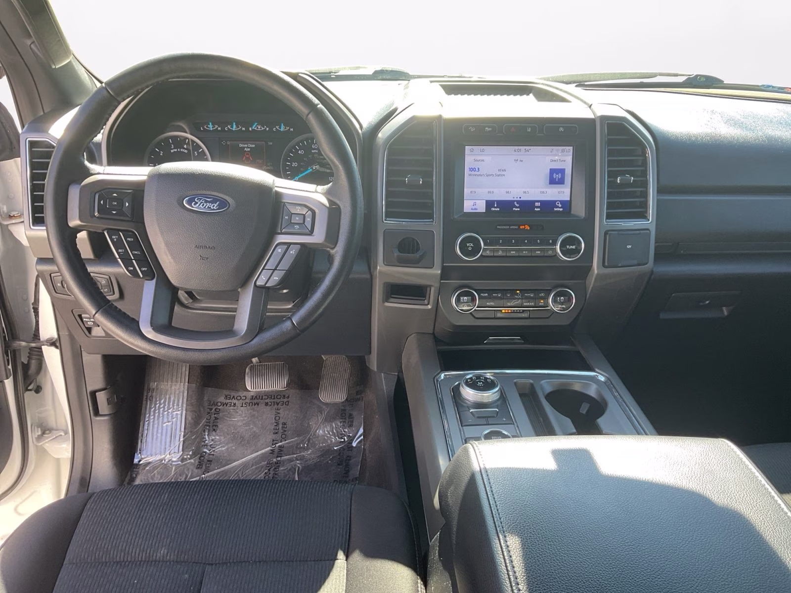 2020 White Metallic Ford Expedition XLT 4X4 SUV
