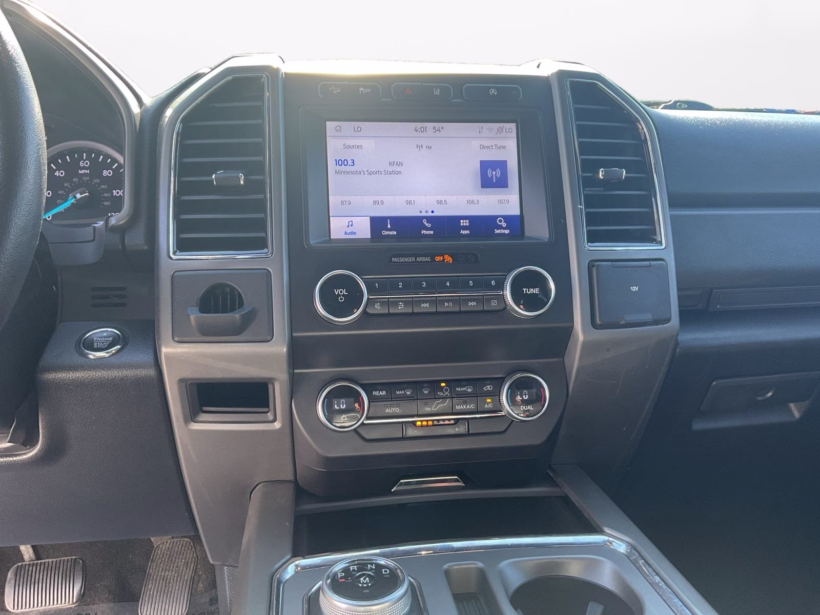 2020 White Metallic Ford Expedition XLT 4X4 SUV