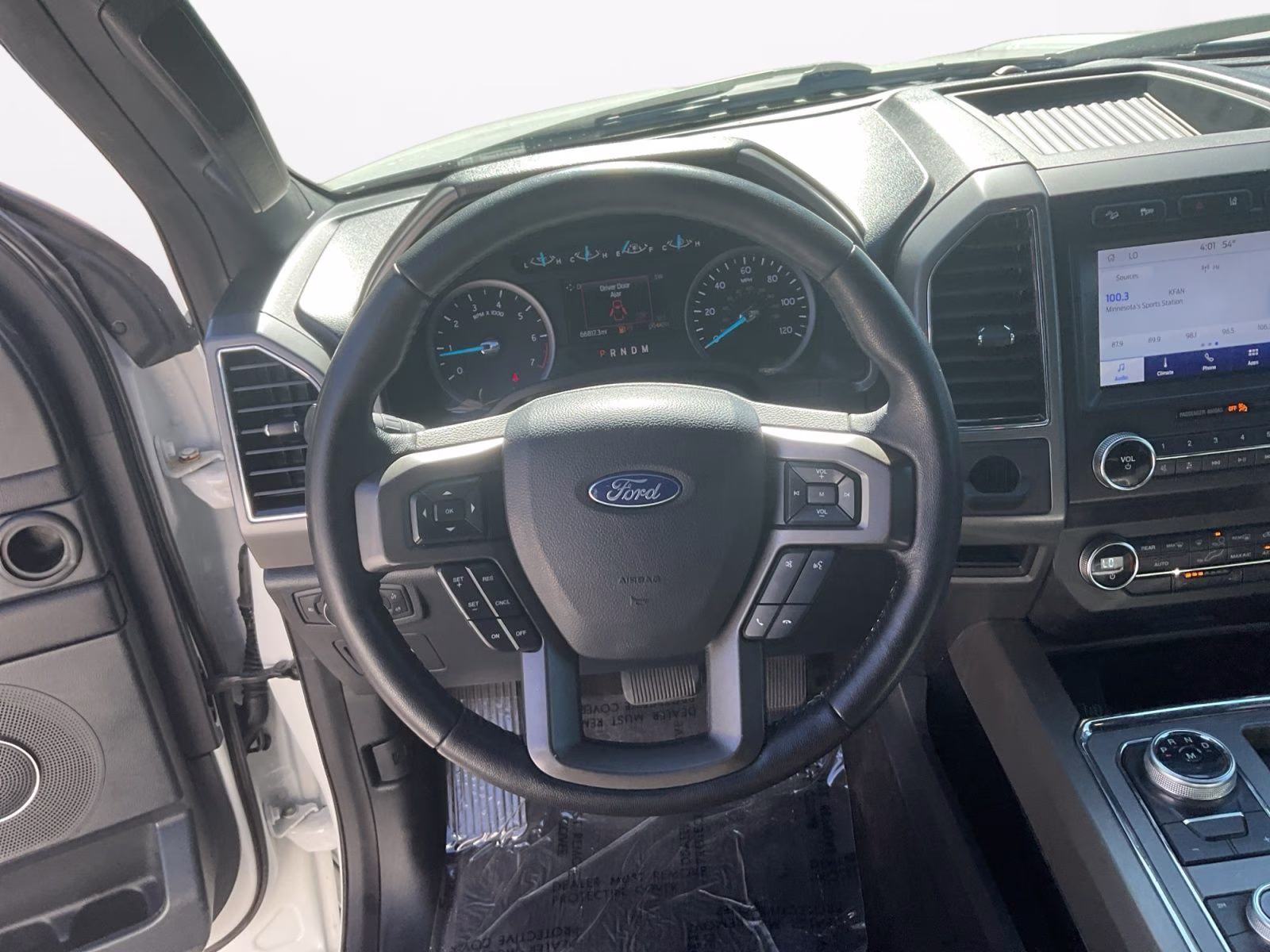 2020 White Metallic Ford Expedition XLT 4X4 SUV