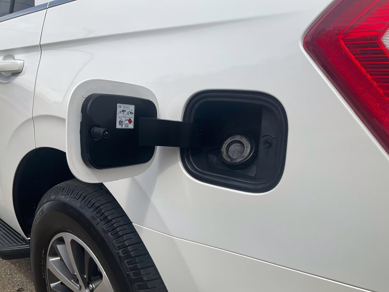 2020 White Metallic Ford Expedition XLT 4X4 SUV