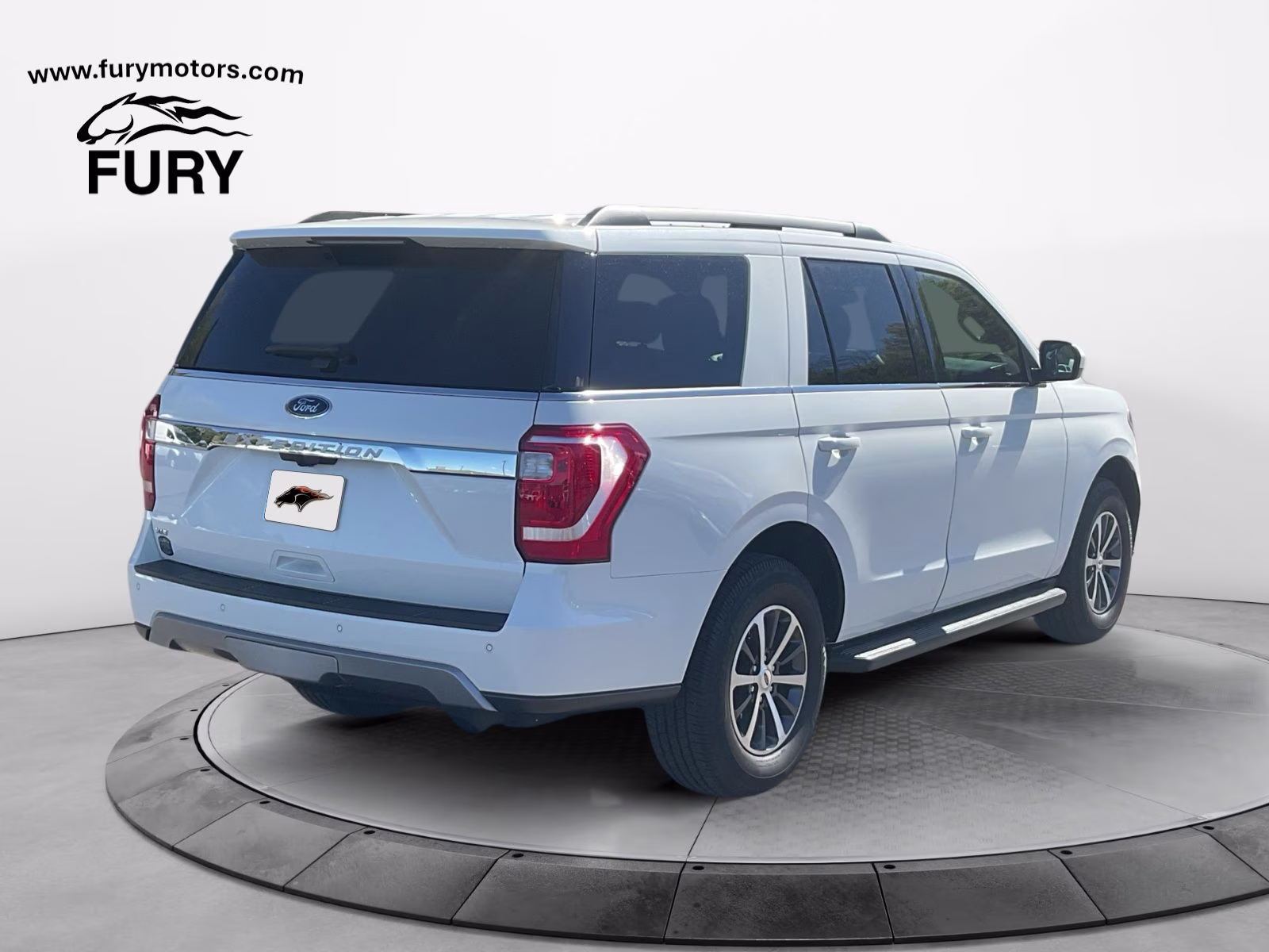 2020 White Metallic Ford Expedition XLT 4X4 SUV