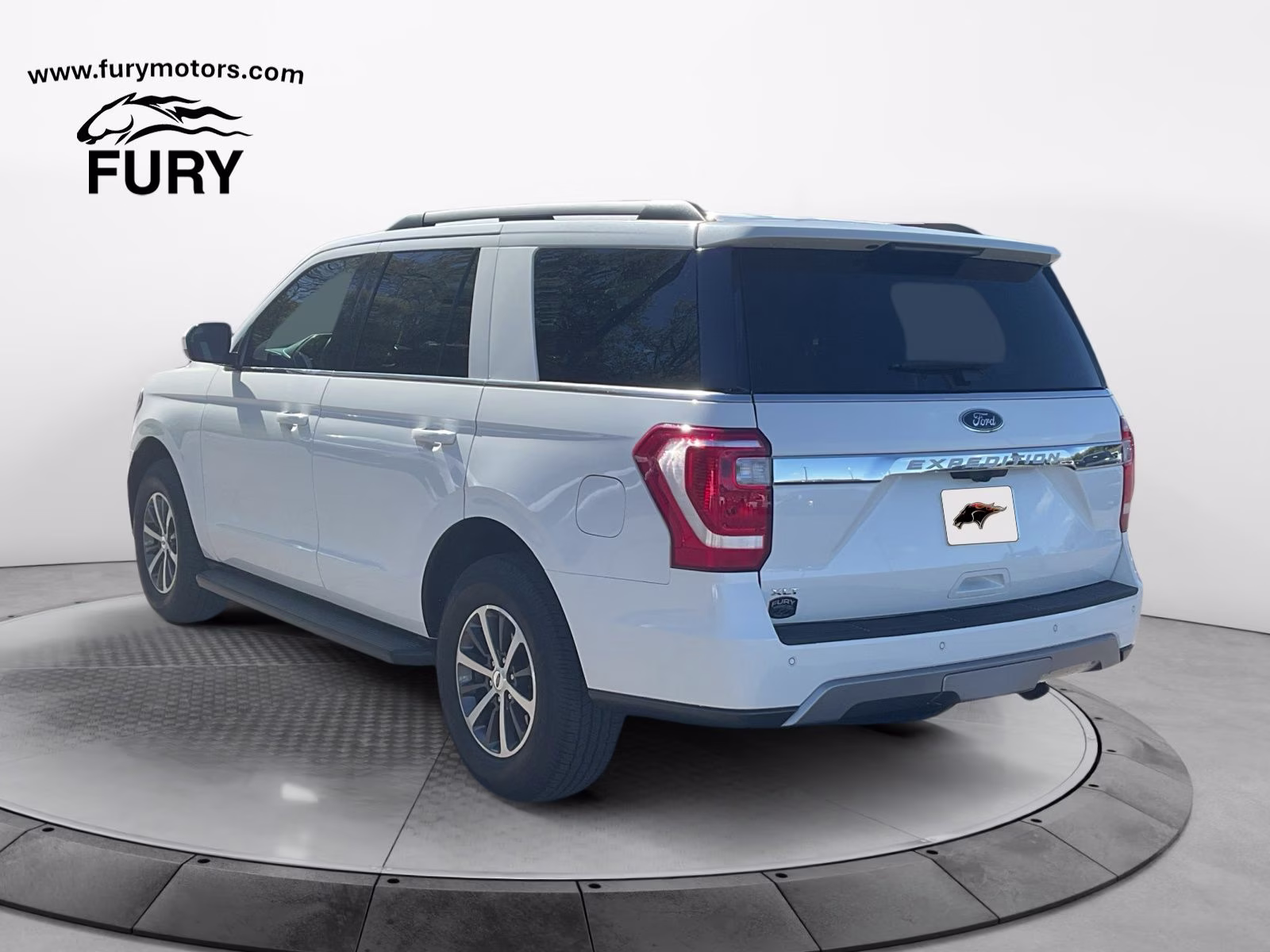 2020 White Metallic Ford Expedition XLT 4X4 SUV