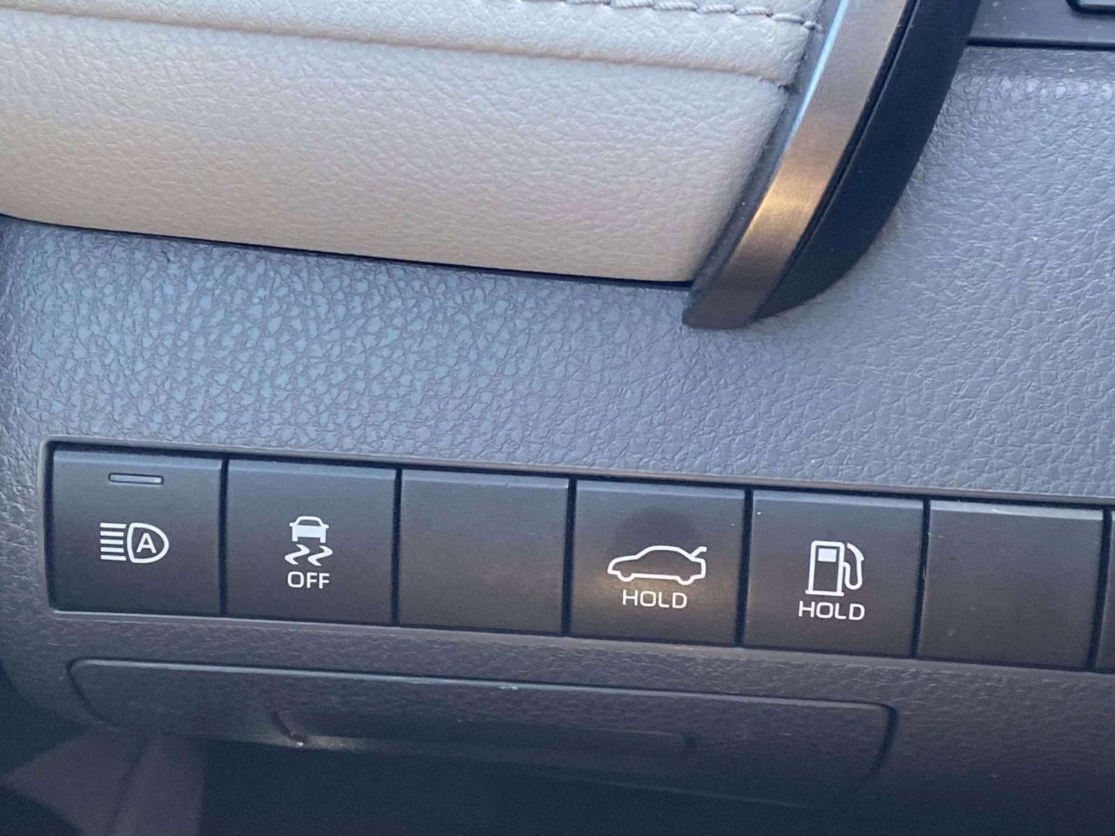 2020 Super White Toyota Camry LE FWD Sedan