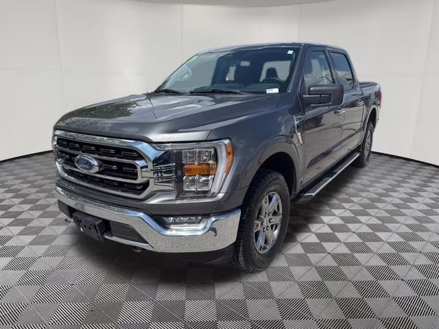 2023 Gray Metallic Ford F-150 XLT 4X4 Truck