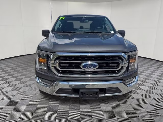 2023 Gray Metallic Ford F-150 XLT 4X4 Truck