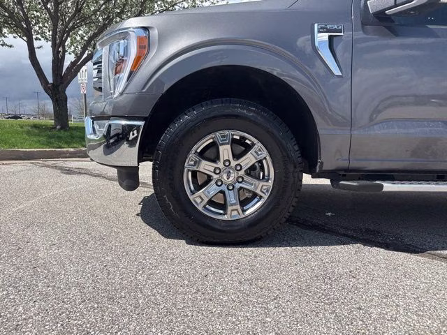2023 Gray Metallic Ford F-150 XLT 4X4 Truck