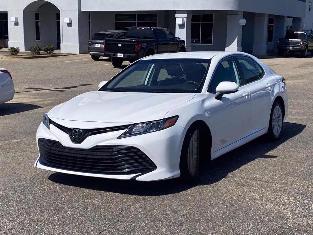 2020 Super White Toyota Camry LE FWD Sedan