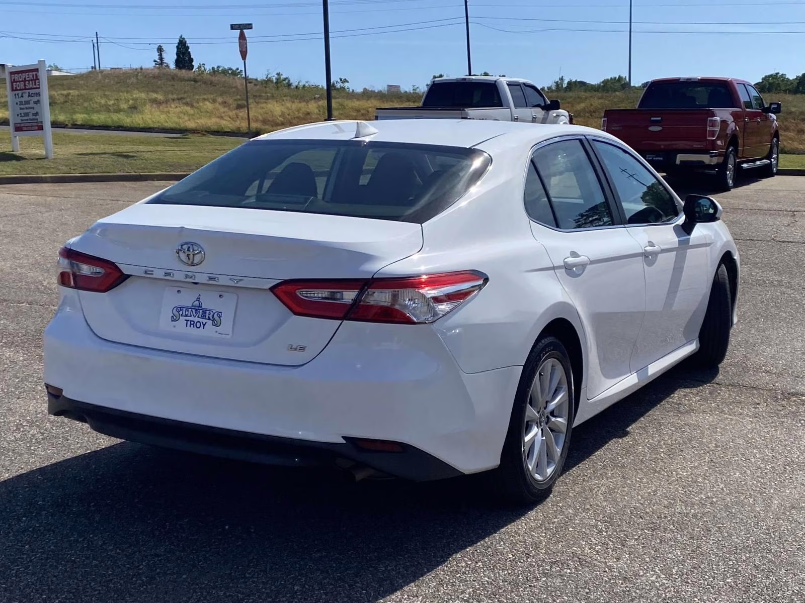 2020 Super White Toyota Camry LE FWD Sedan