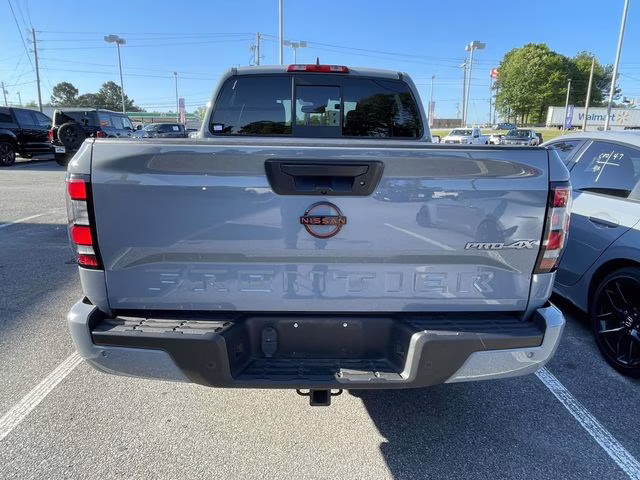 2022 Boulder Gray Pearl Nissan Frontier PRO-4X 4X4 Truck