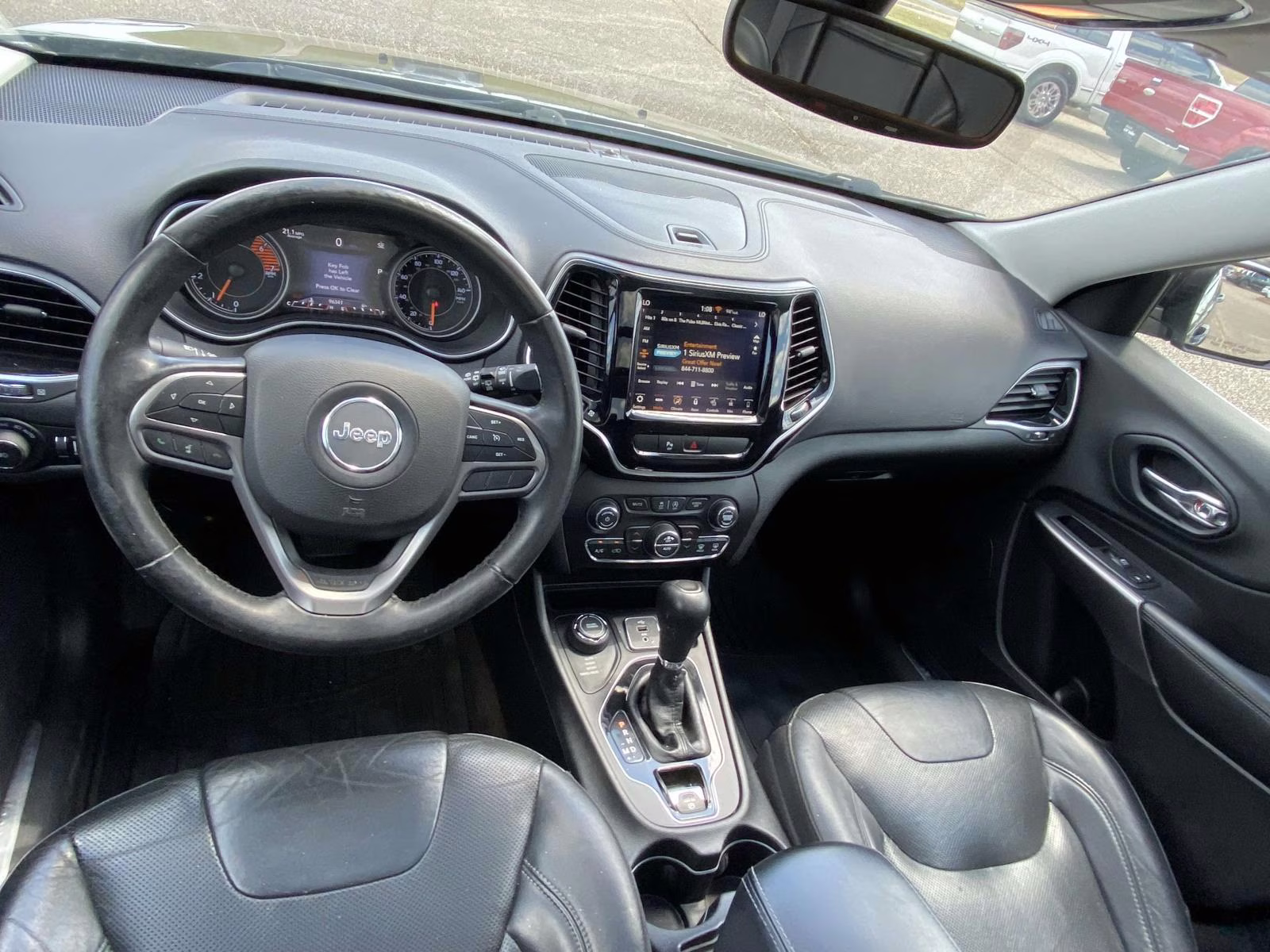 2019 Diamond Black Crystal Pearlcoat Jeep Cherokee Limited 4X4 SUV