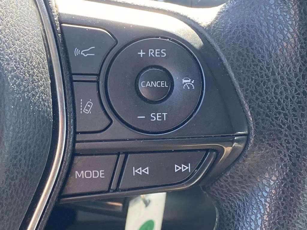 2020 Super White Toyota Camry LE FWD Sedan