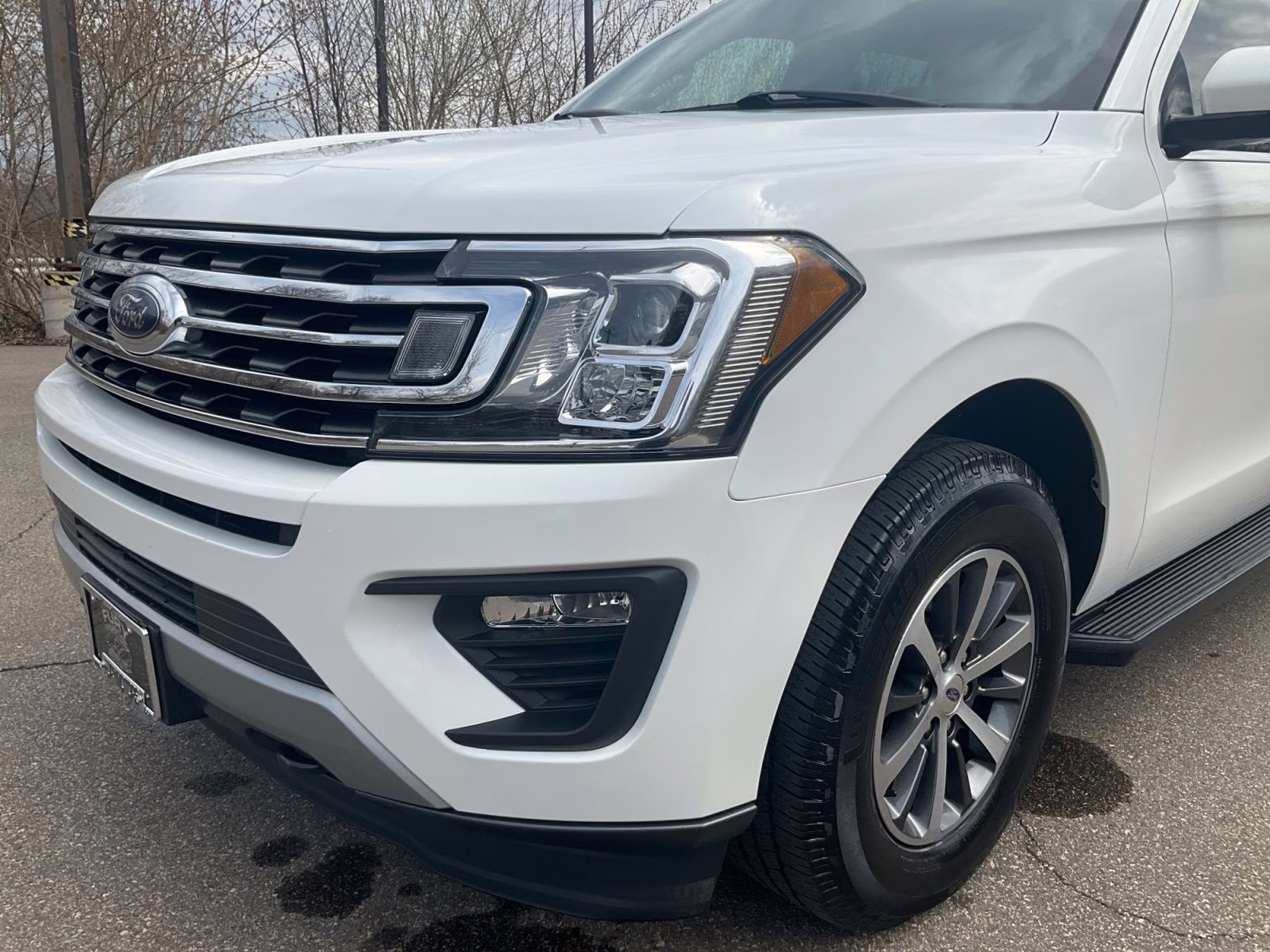 2020 White Metallic Ford Expedition XLT 4X4 SUV